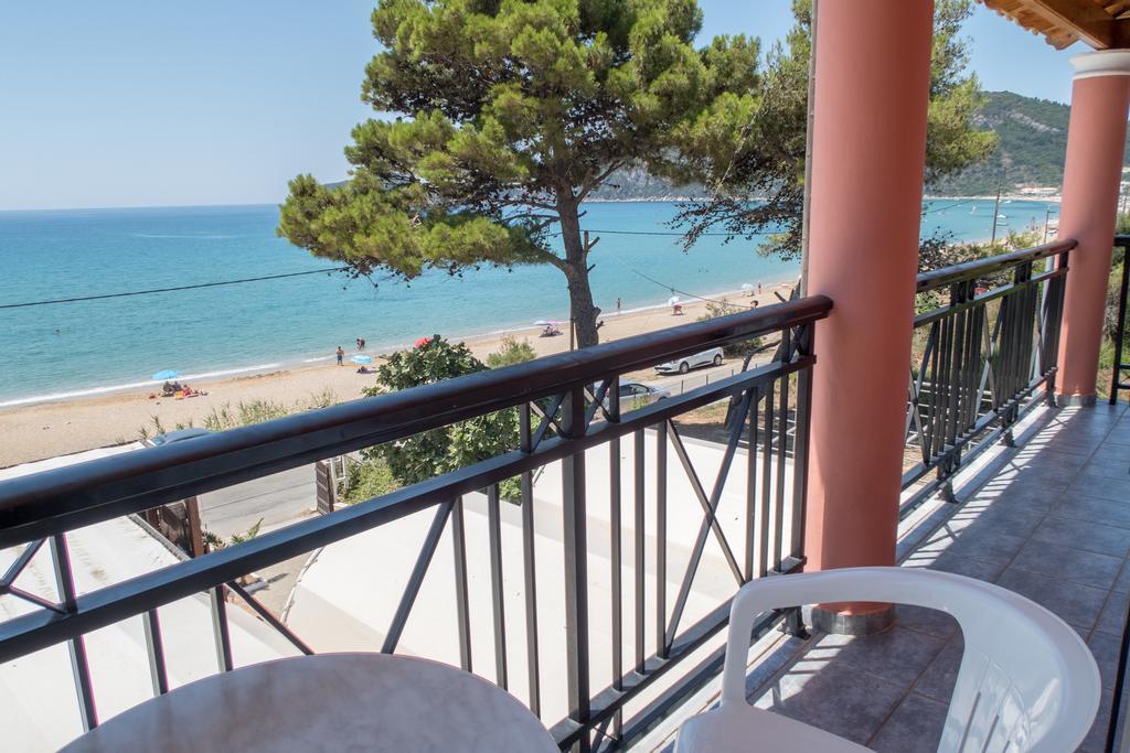 Maria Apartments Агиос Георгиос Пагон Екстериор снимка